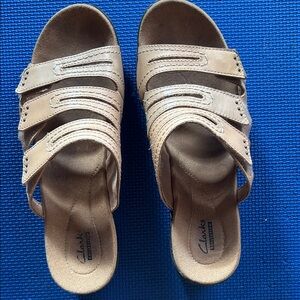 Clarks Women's Beige Strappy Sandals
